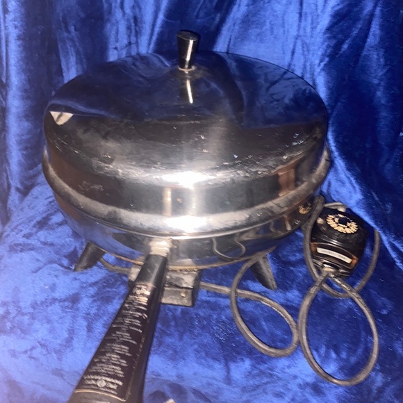 Farberware Kitchen Vintage Farberware 3b Electric Frying Pan 12